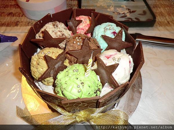 star-studded Ice Cream cake