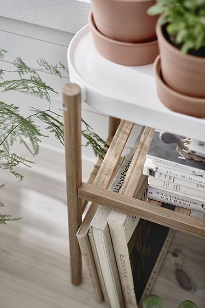 ikea-plant-stands-new-satsumas-3-gardenista.jpg