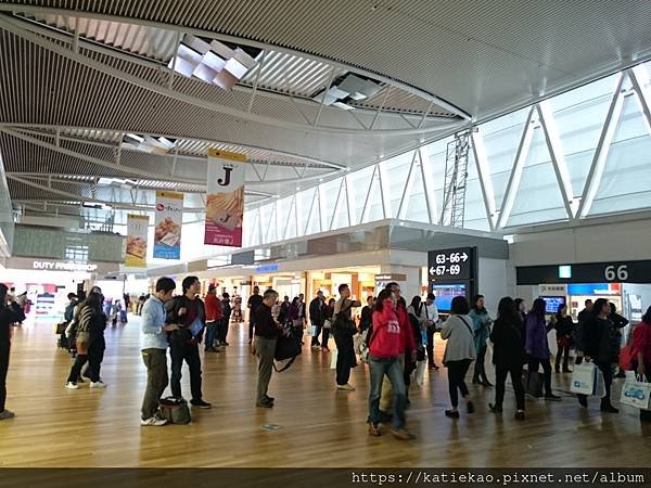 迷妹首訪札幌--大通駅 札幌裁判所  ▏バスセンター前駅 札