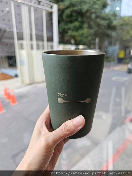 咖啡館小旅行--捷運忠孝敦化站--COFFEE LAW 敦南