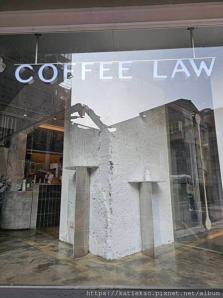 咖啡館小旅行--捷運忠孝敦化站--COFFEE LAW 敦南