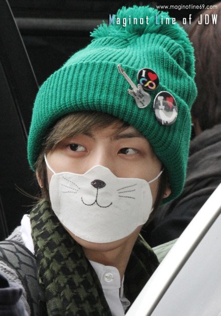 dw-mask.jpg