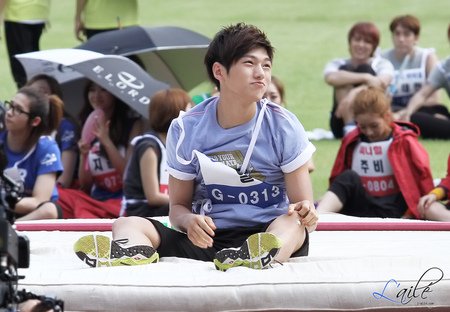 L-super cute face.jpg