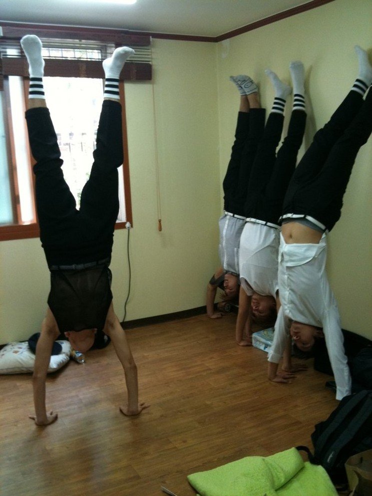 Silly guys&apos; silly behavior.jpg