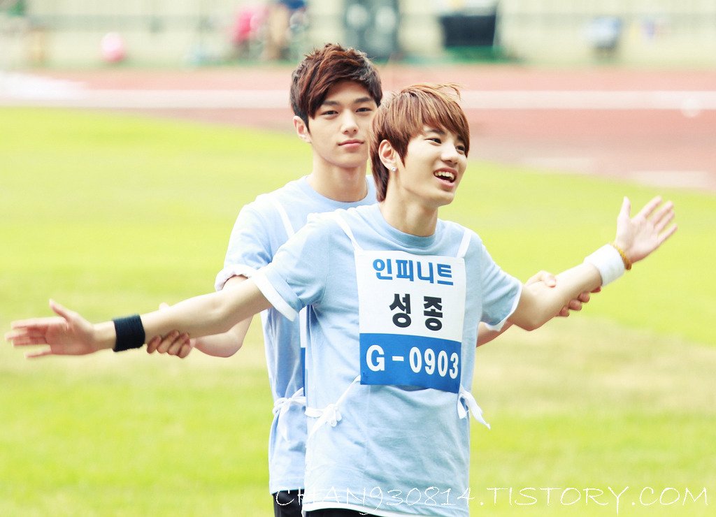 SJ fans service (L).jpg