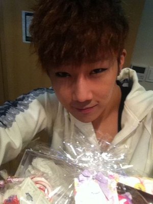 20120211 infinite twitter (1).jpg