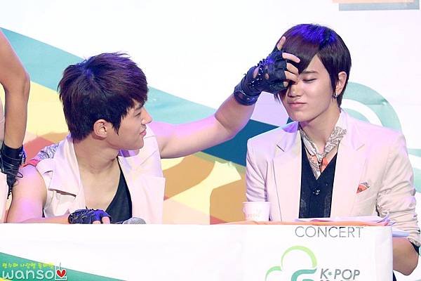 120714 give concert  (147)