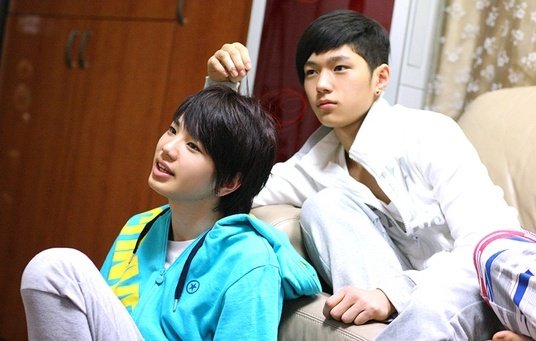 sj+L (hair)