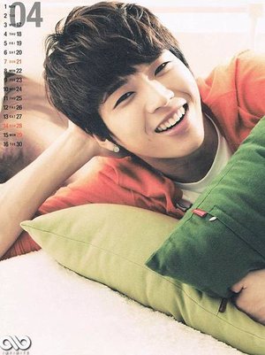 2013 INFINITE calendar (cr. jiyeol; fr. Baidu) (1)