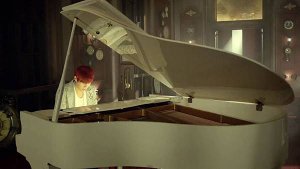 121115 another me teaser cut18