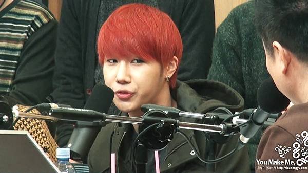 121220 SG funny face (cr. www.leadergyu.com, captured fr. HeeZZIng@youtube) fc (3)