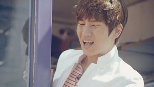 K Will -Love blossom MV cut  (12)