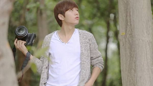 L&apos;s bravo viewtiful PT2 teaser-cut01.jpg