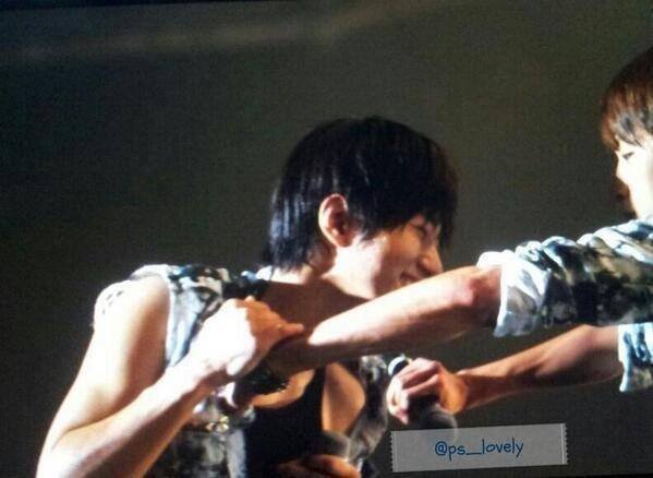 130907 melon thank you concert  (cr. lovely; fr. infinite diary).jpg