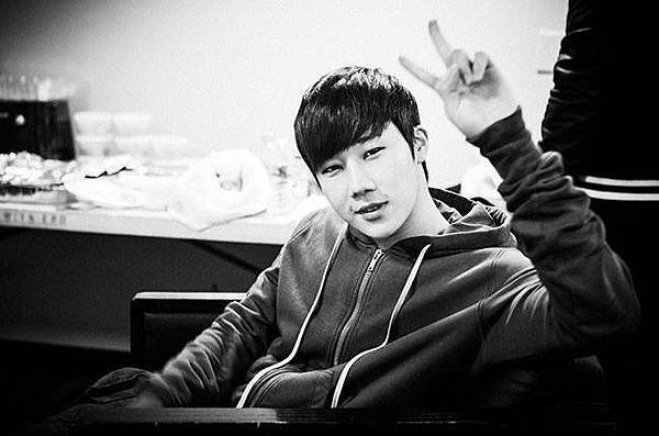 131120 Billboard Infinite OGS in New York (cr. billboard; fr. lovesungkyu) (1)