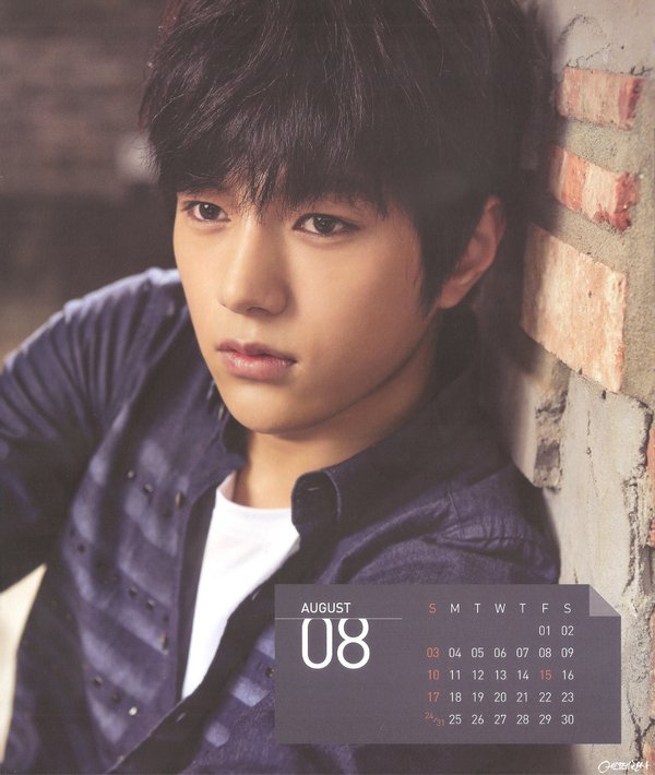 2014 Calendar (cr.La Esperanca; fr. PTT Infinite) (21).jpg