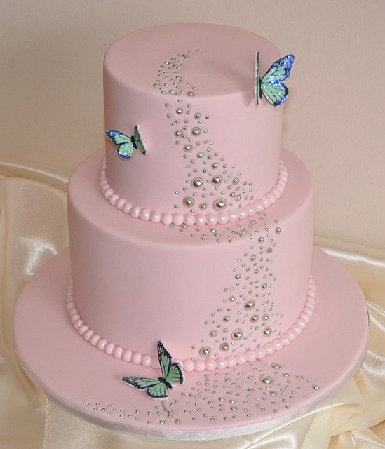 pink-girl-birthday-cake