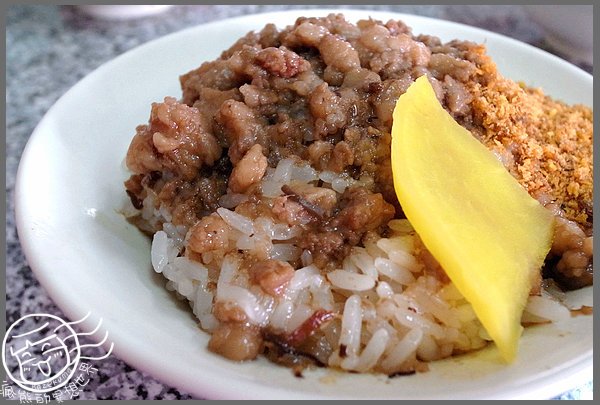 中正路肉燥飯6