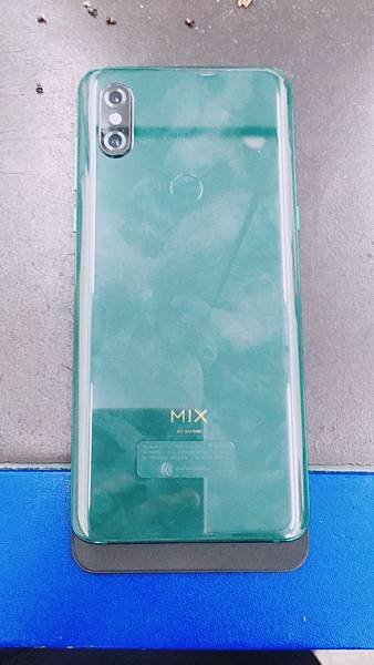 小米Mix 3 液晶玻璃螢幕破裂維修-2.jpg