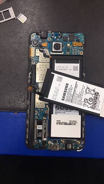 三星 Note 5 電池老化充不進去.jpg