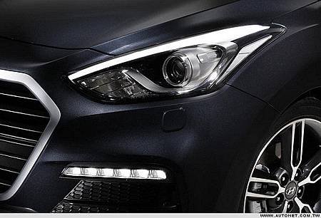 全新小改款HYUNDAI i30動靜皆美1-4.jpg