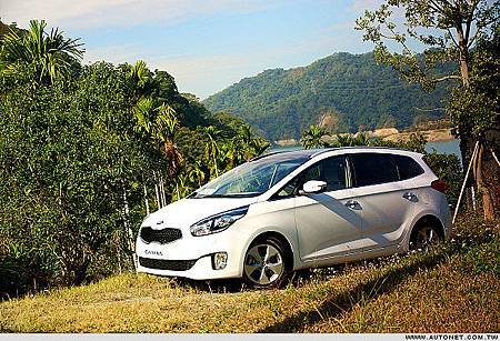 KIA Carens隨性駕馭1-2.jpg