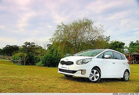 KIA Carens隨性駕馭1-5.jpg