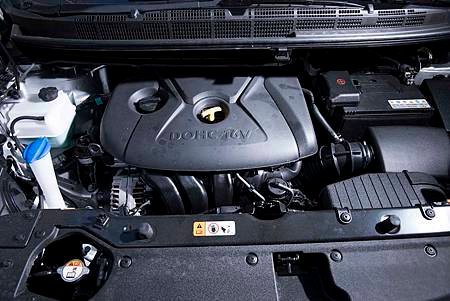 Kia Carens vs1-7.jpg