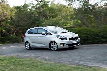 Kia Carens vs1-9.jpg
