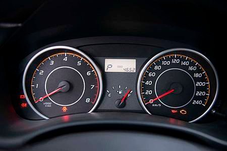 Kia Carens vs1-22.jpg