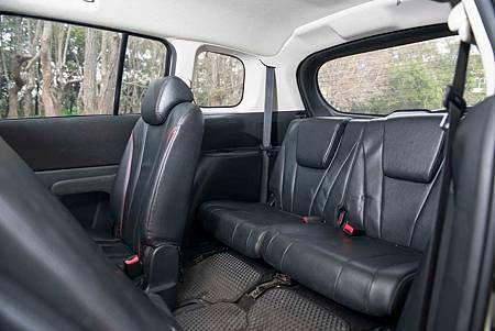 Kia Carens vs1-35.jpg