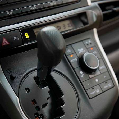 Kia Carens vs1-45.jpg