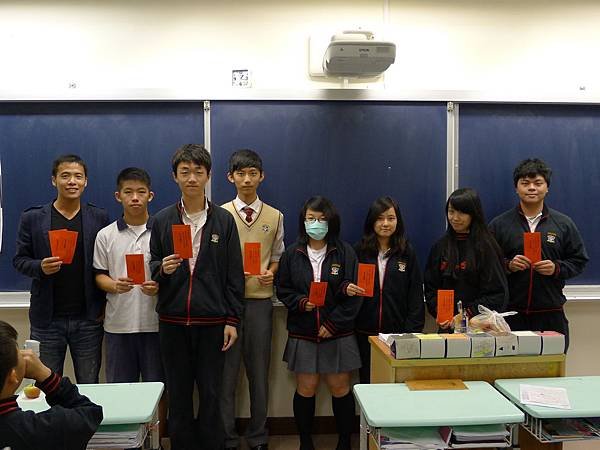 12上第一次模擬考頒獎 (2).JPG
