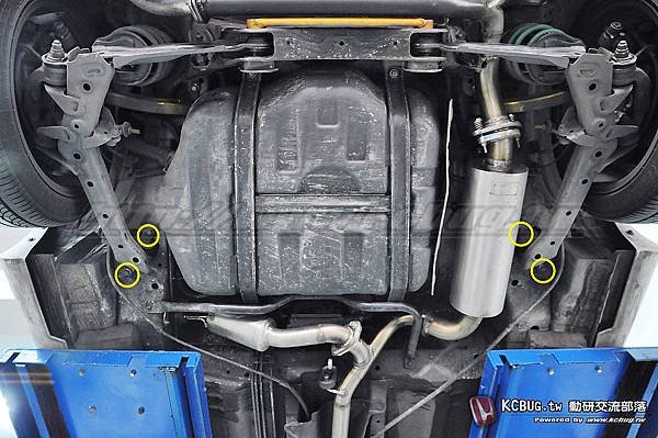Civic 8 SPR 後副車架套件_008.jpg