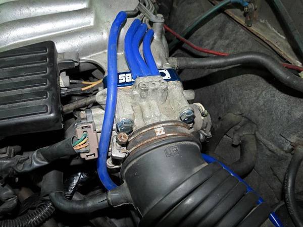 Mitsubishi Galant install KC.TBS throttle body spacer_06