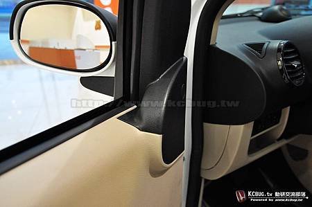 TOBE_M&apos;CAR_055.jpg