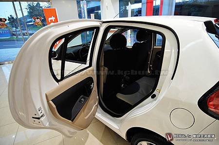 TOBE_M&apos;CAR_041.jpg