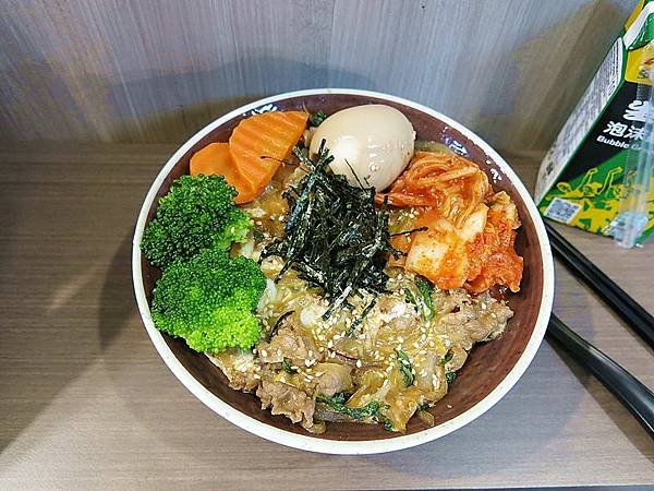 食話食說263：基隆美食！魟丼，日式丼飯超值美味，醃漬蘿蔔/