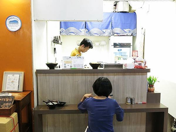 食話食說263：基隆美食！魟丼，日式丼飯超值美味，醃漬蘿蔔/