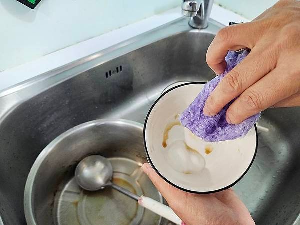 少少生活無添加液體馬賽皂，源自法國百年純淨植萃配方，萬用冷製
