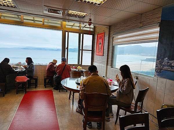 食話食說304：新北美食！大海邊美食，海景第一排，龜吼漁港海