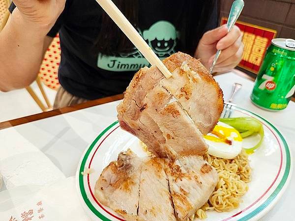 桃園港式茶餐廳！永芯茶檔茶餐廳桃園南平店，復古港式茶餐廳，中