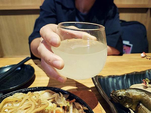 台北居酒屋推薦！玖酒井食事町，東京飲爆只要399元，享受經典