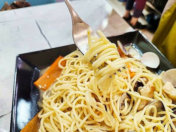 食話食說350：基隆美食！雨都PASTA 義大利麵，仁愛市場