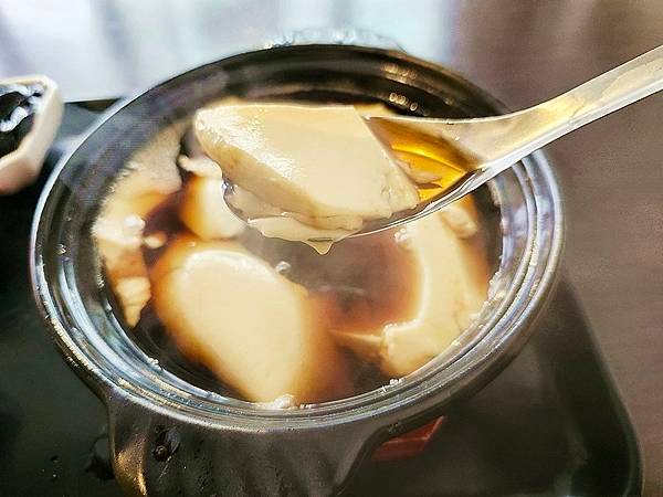 食話食說359：宜蘭美食！原來豆花可以這樣吃，最有儀式感的火