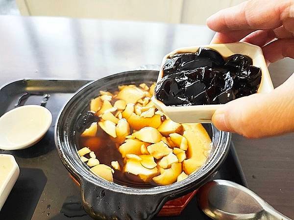 食話食說359：宜蘭美食！原來豆花可以這樣吃，最有儀式感的火