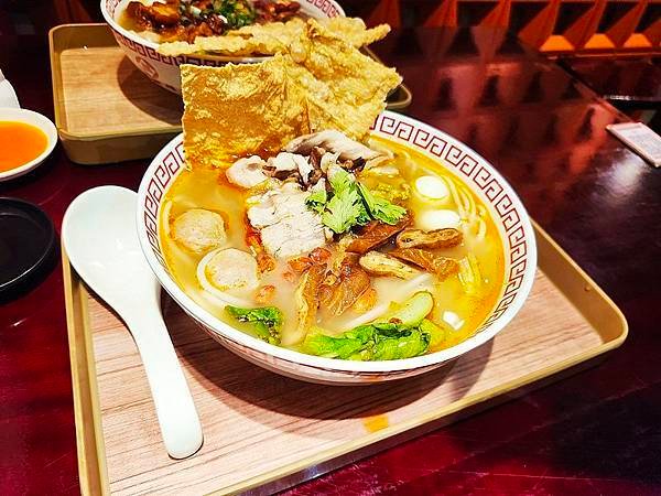 台北美食！螺螄福rose food正宗柳州螺螄粉信義店，台北