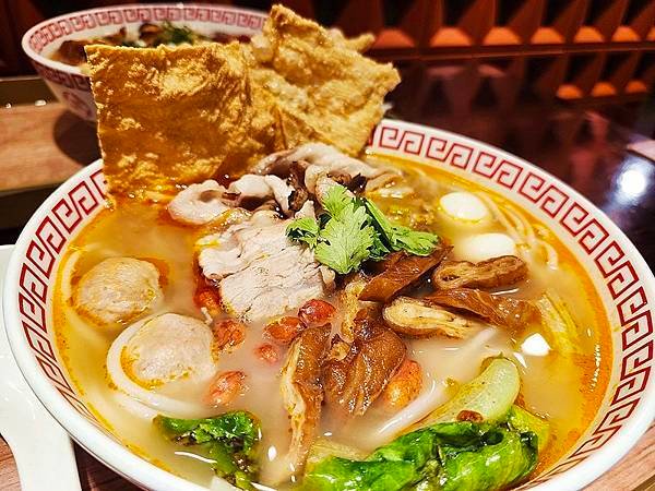 台北美食！螺螄福rose food正宗柳州螺螄粉信義店，台北