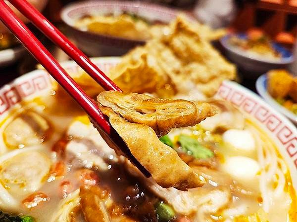 台北美食！螺螄福rose food正宗柳州螺螄粉信義店，台北