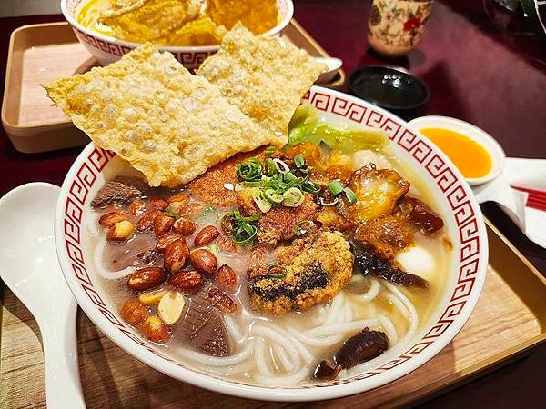 台北美食！螺螄福rose food正宗柳州螺螄粉信義店，台北
